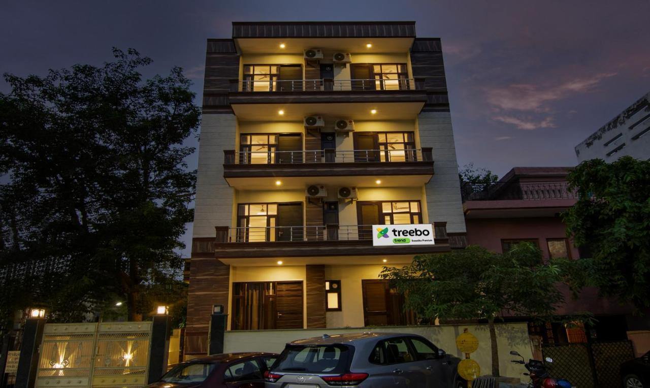 Hotel Treebo Swastika Premium à Noida Extérieur photo
