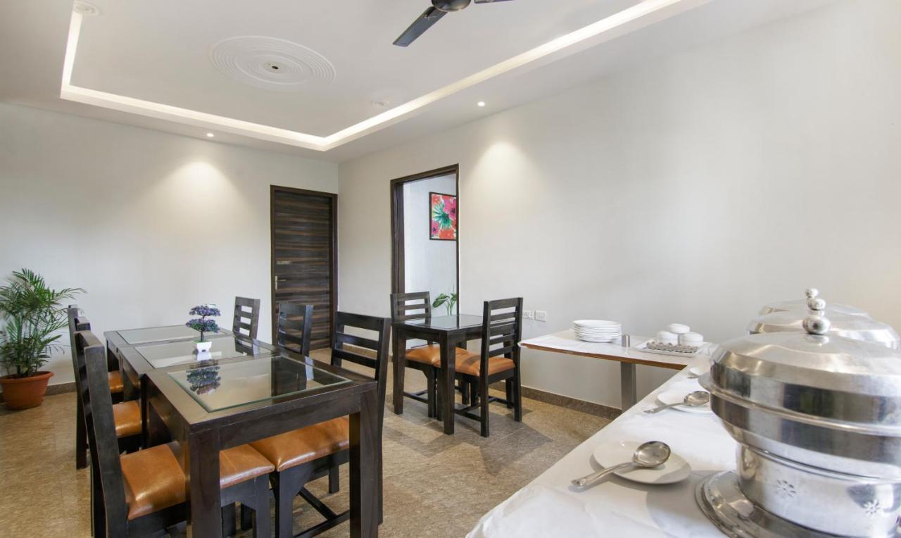 Hotel Treebo Swastika Premium à Noida Extérieur photo