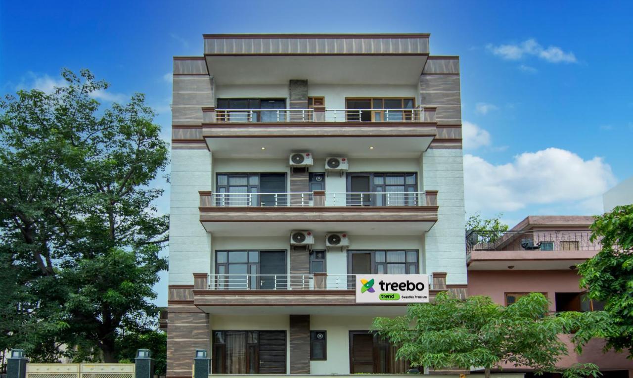 Hotel Treebo Swastika Premium à Noida Extérieur photo