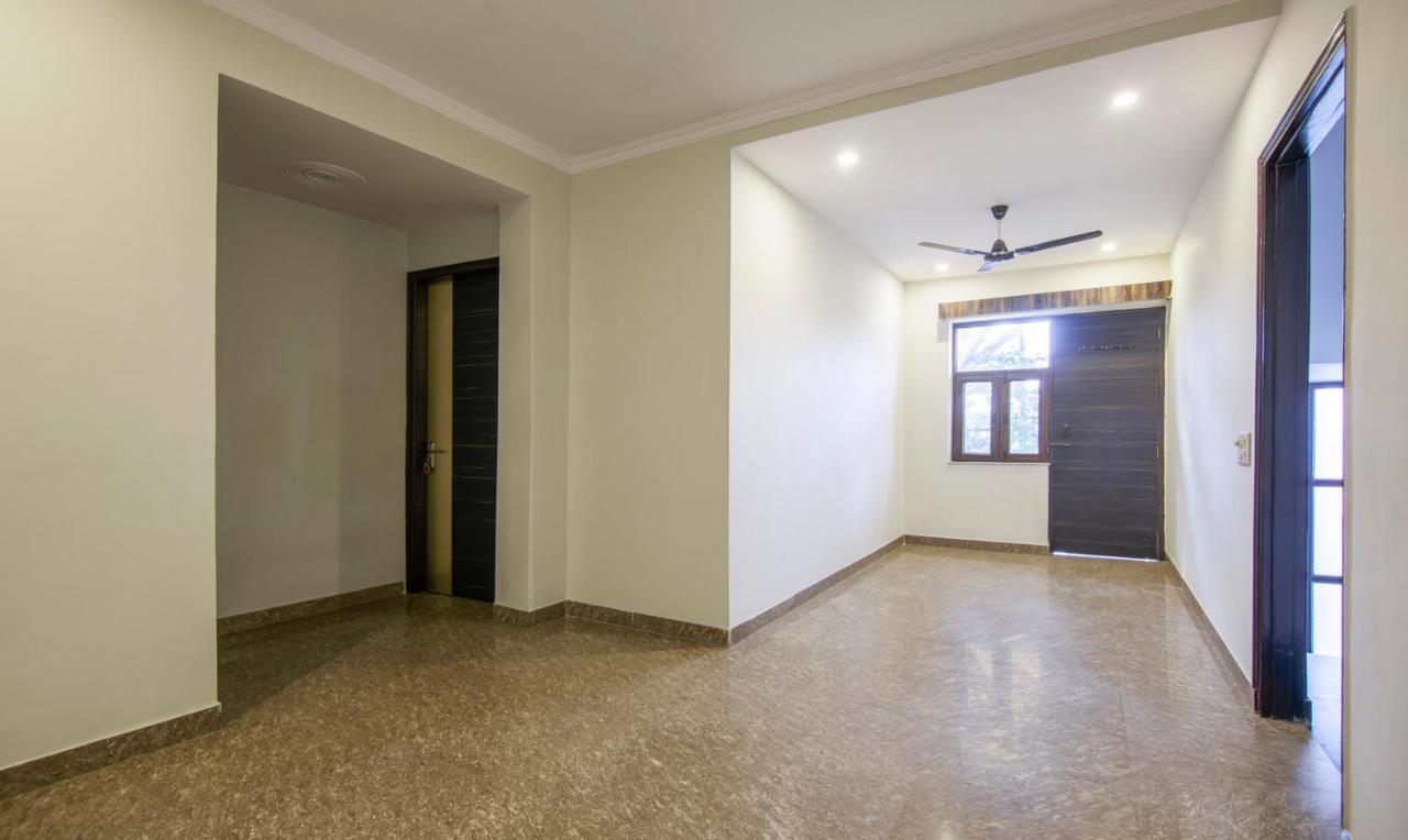 Hotel Treebo Swastika Premium à Noida Extérieur photo